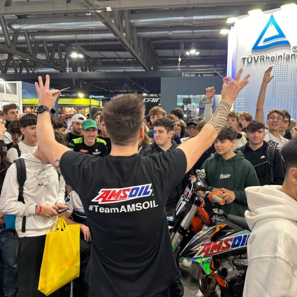 Magnus Srl debuts at EICMA 2024: a success for the AMSOIL brand